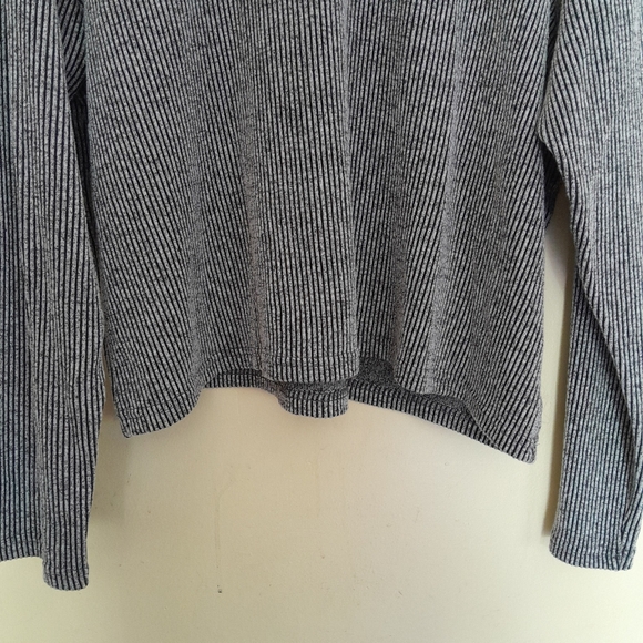 Time and Tru 2pc Black and White Sweater and Skirt Set Size XL - Picture 7 of 16